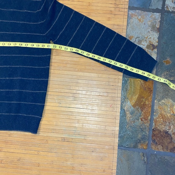 Hudson North sweater - Picture 7 of 7